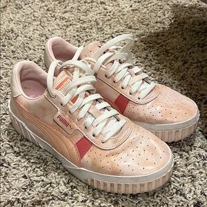 PUMA Women's Peach and Coral Sneakers